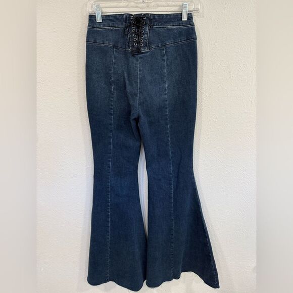 NWT Free People We the Free Crvy Super High-Rise Lace-Up Flare Jeans, Size 27 - Picture 4 of 7